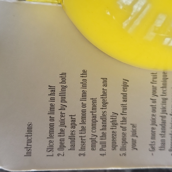 HouseHold Trends Lemon Citrus Juicer new w/ packaging yellow color very sturdy - Picture 5 of 6